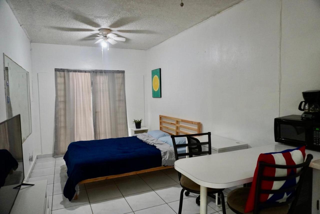 All You Need Studios Walking Distance To Beach Isla Verde San Juan Zewnętrze zdjęcie